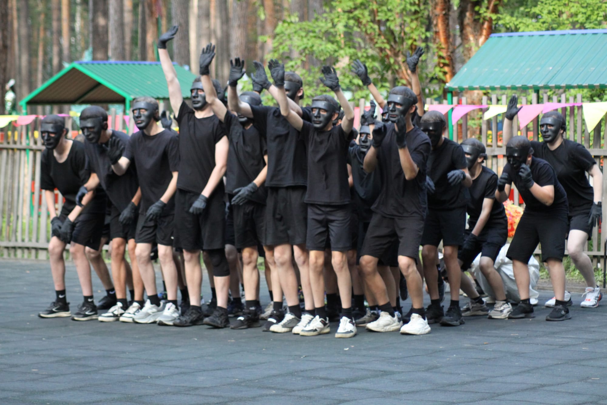 ВЫЕЗДЫ НА ЛЕТНИЕ СПОРТИВНЫЕ СБОРЫ