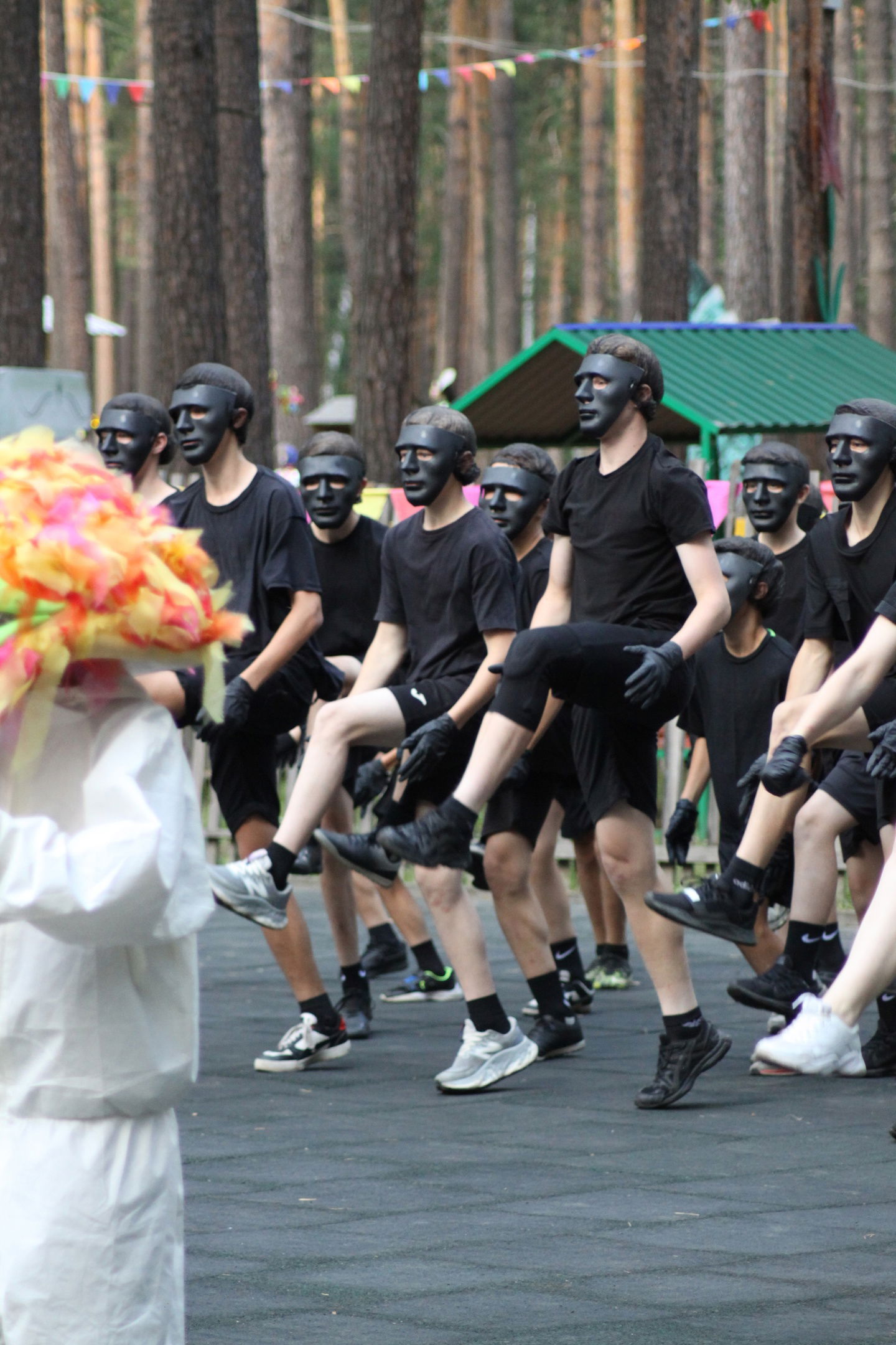 ВЫЕЗДЫ НА ЛЕТНИЕ СПОРТИВНЫЕ СБОРЫ