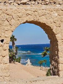 احدي مشاريعنا في مصر منتجع الباتروس