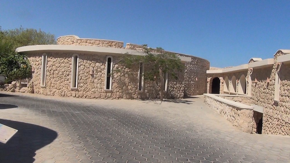 احدي مشاريعنا في مصر منتجع الباتروس