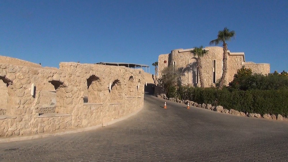 احدي مشاريعنا في مصر منتجع الباتروس