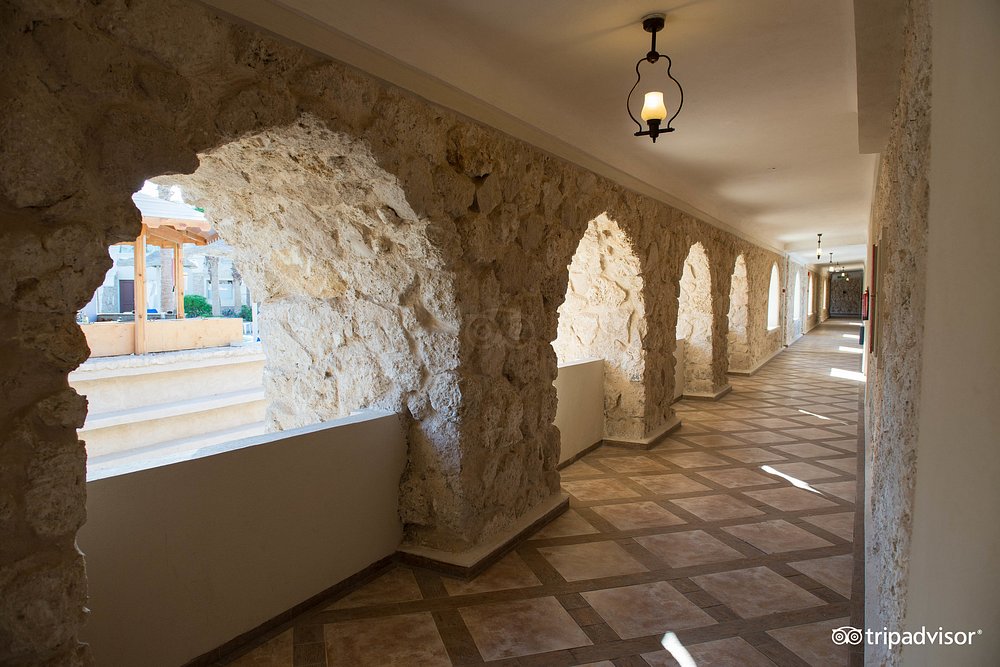 احدي مشاريعنا في مصر منتجع الباتروس