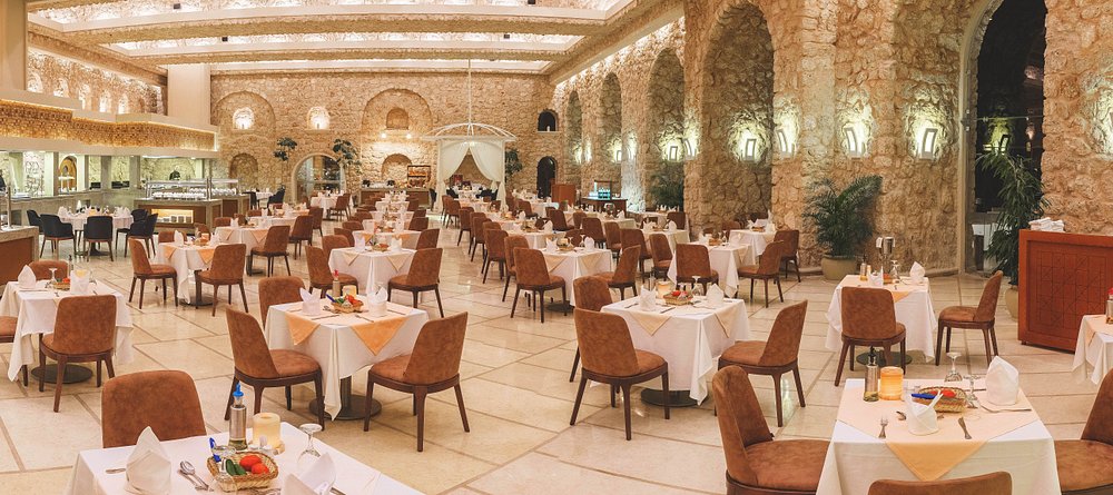 احدي مشاريعنا في مصر منتجع الباتروس