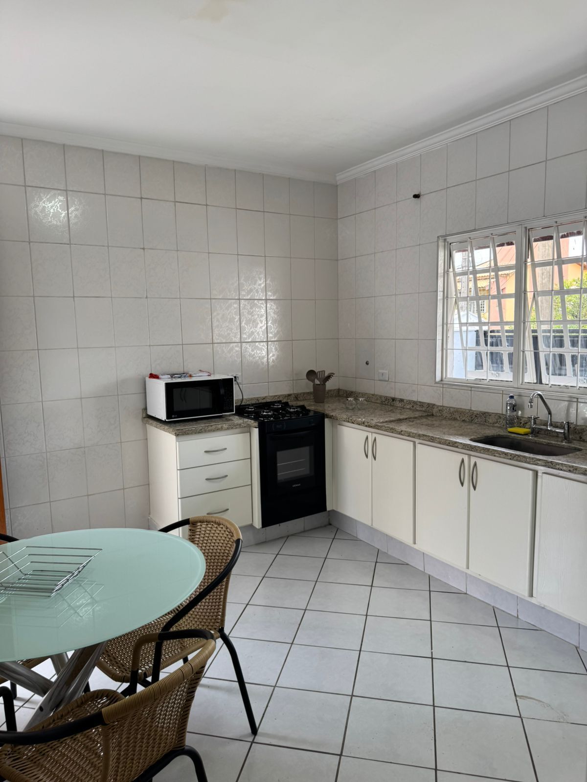 Linda casa mobiliada térrea Jardim Esplanada