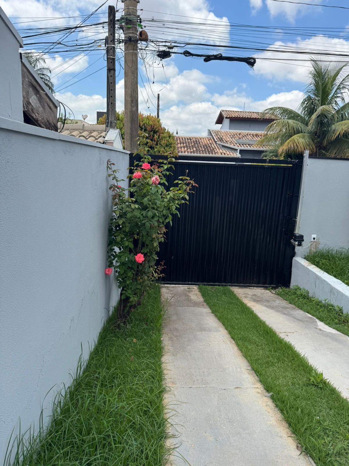 Linda casa mobiliada térrea Jardim Esplanada