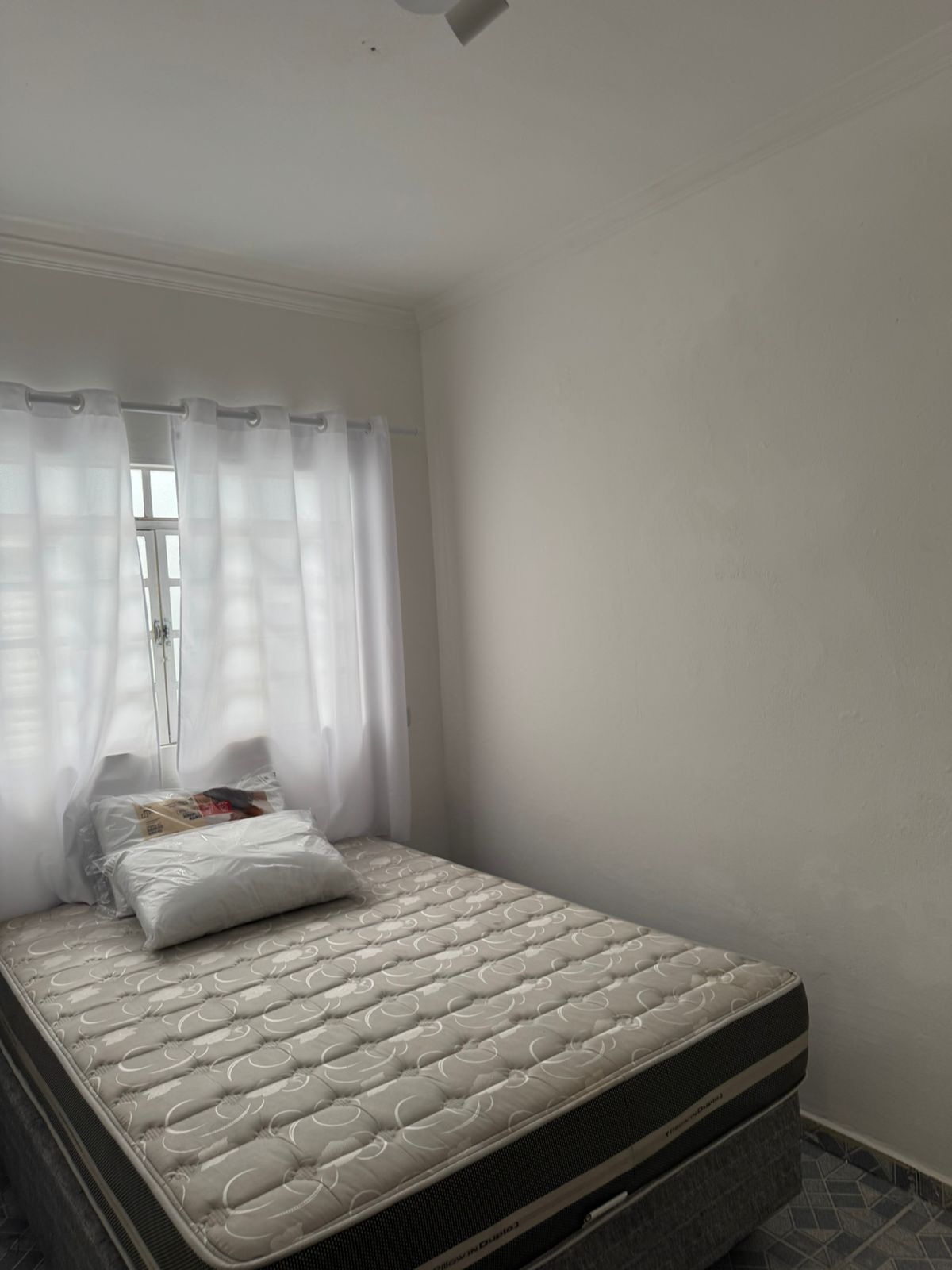 Linda casa mobiliada térrea Jardim Esplanada