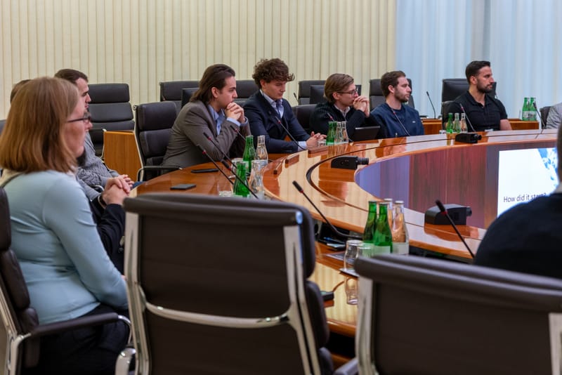 Netzwerk und die eigenen Fähigkeiten sind die Grundlagen