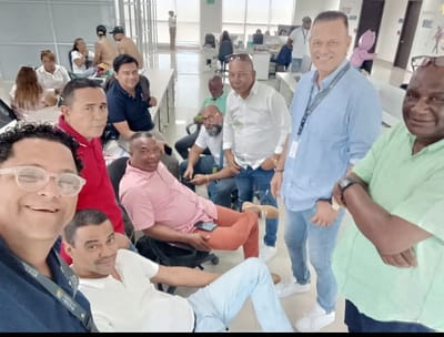 Cartagena vive orgullosa de sus ‘Puya Ojos’