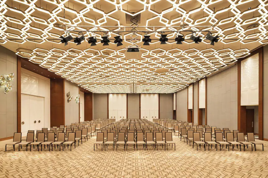 Experience new heights at our luxury hotel in Nairobi