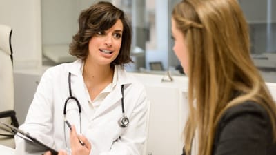 Need a Doctor But Can’t Leave Home? Here’s Why Dubai’s Home Visit Doctors Are Your Solution