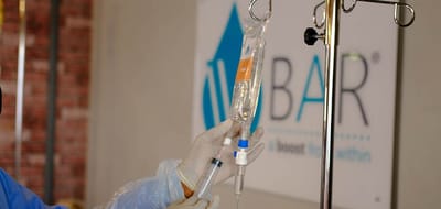 The Rise of IV Drip Bars: Why They’re Everywhere Now