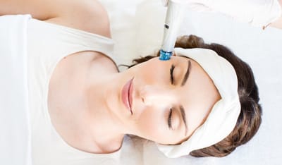Deep Cleansing Facial with Extraction for Spot-Free Skin