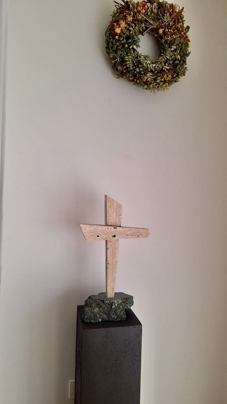 Kameni križ- Travertin