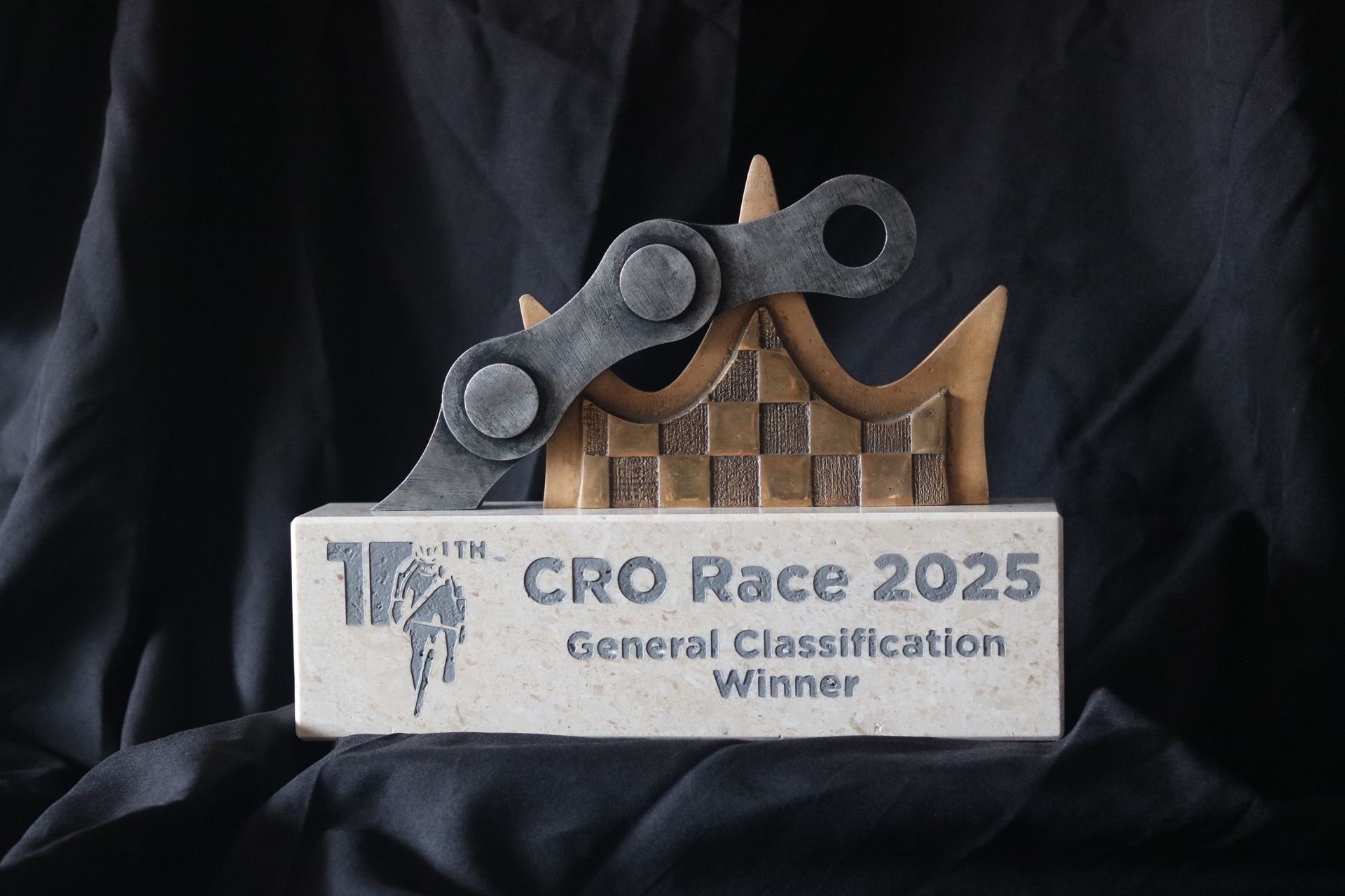 Idejno i izvedbeno rješenje za glavni nagradu 10 izdanja utrke CRO Race 