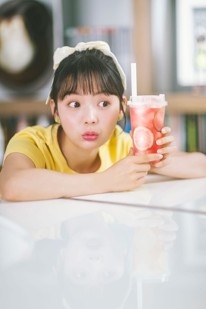 飲品人像情境拍攝