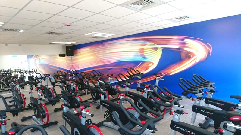 ביצוע מדבקות מכל הסוגים בכל במידות