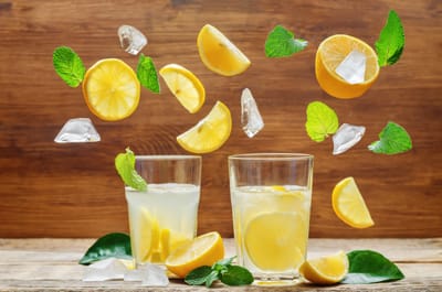 🍋 Morning Magic: Why Lemon Water Should Be Your First Sip