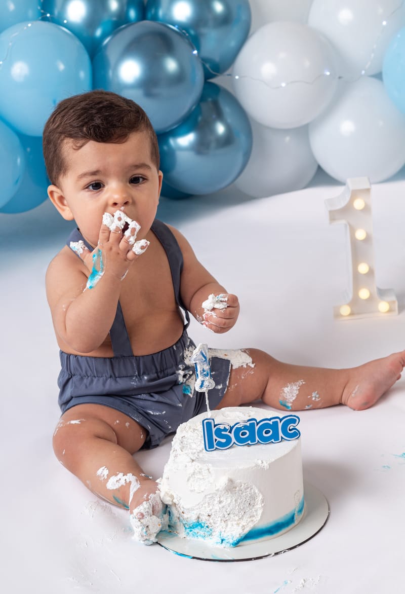 Smash the Cake Isaac