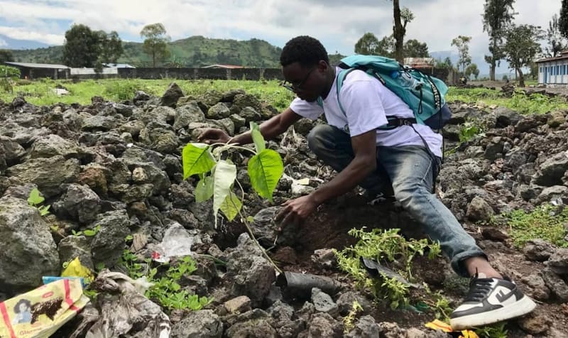 Journée internationale de la terre : Pour la préservation de la nature, YACJ Africa/asbl plante plus 200 arbres à Kanyaruchinya au Nyiragongo