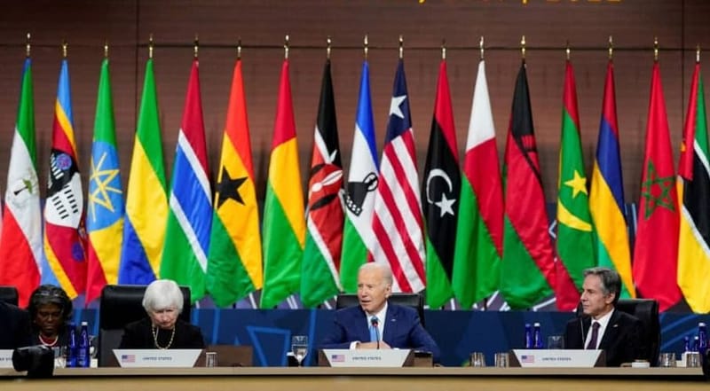 Sommet USA-Afrique : Félix Tshisekedi présent aux assises en Angola