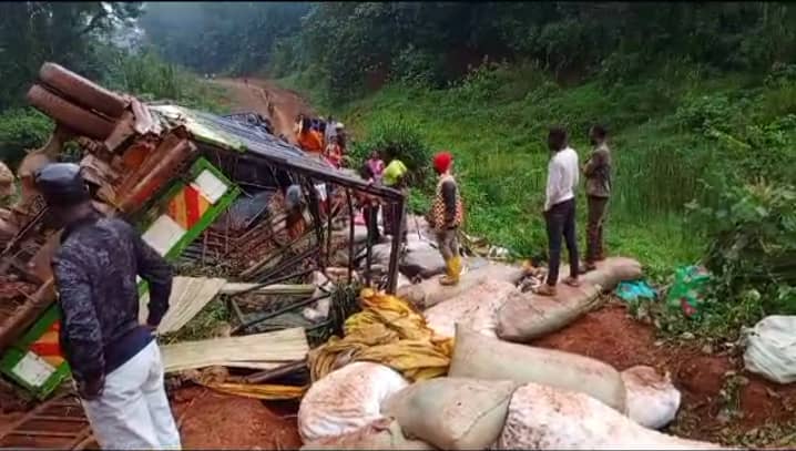 Nord-Kivu/flash : Un camion Fuso vomi son contenu à Butembo