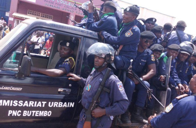 Nord-Kivu : 35 suspects interpellés dans un bouclage à Beni