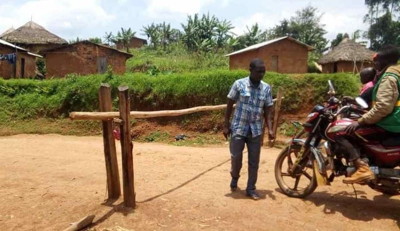 Beni/Flash : Une barrière de péage route incendiée par des inconnus