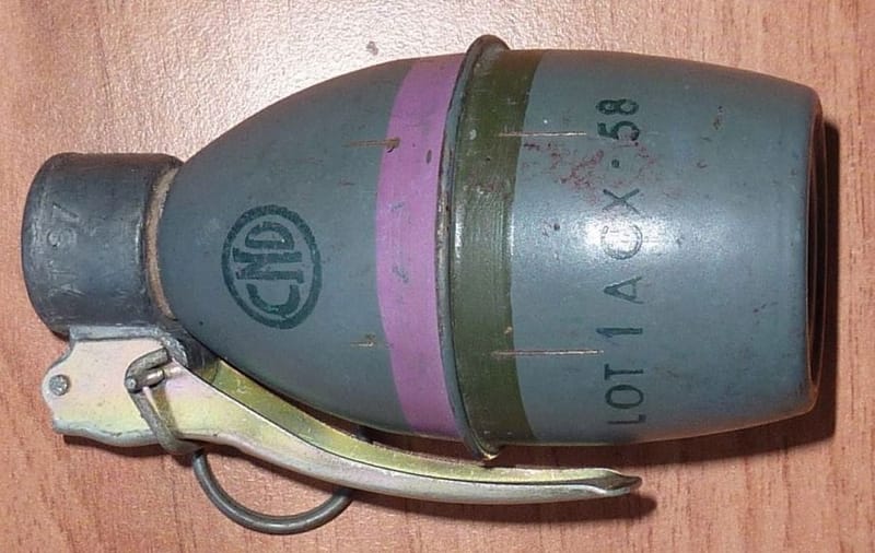 Kinshasa : Une grenade lacrymogène déclenchée en classe, 12 élèves admis aux soins