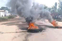 Tshopo : 2 médecins lapidés puis brûlés vifs par la foule en colère