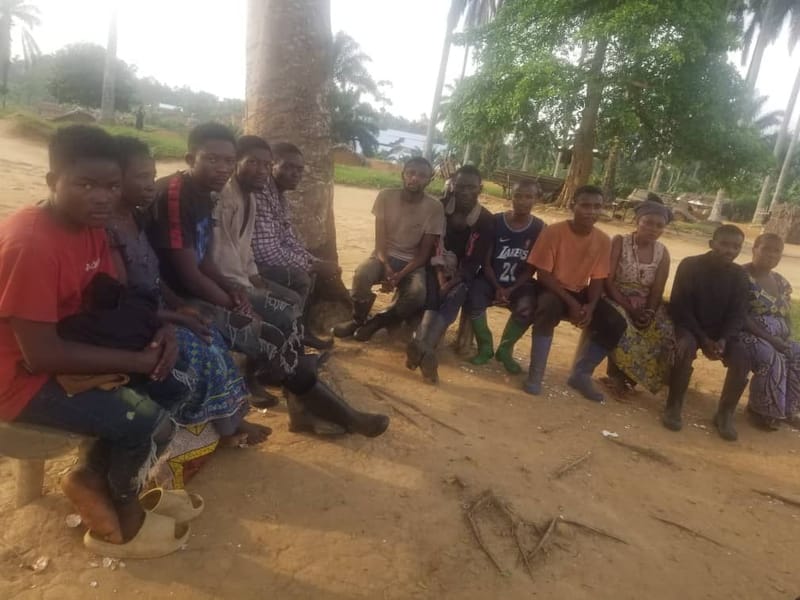 Sécurité : quatorze ex-otages des attaques ADF à Apakolu s’échappent à Mamove