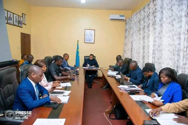 Bas-Uélé : L’exécutif provincial lance des réformes opérationnelles pour organiser le secteur minier et redynamiser les infrastructures