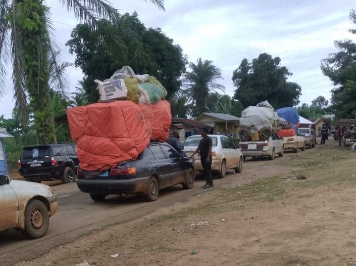 IRUMU : Le trafic perturbé sur l’axe Komanda–Luna après un mouvement des ADF