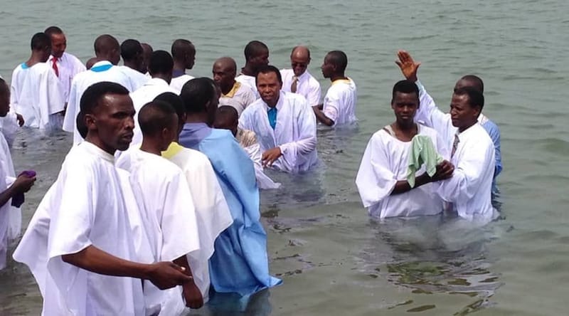 Lutte contre Ebola au Nord-Kivu : Le baptême par immersion interdit jusqu' à nouvel ordre