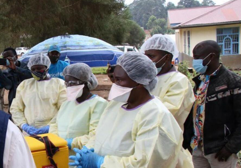 Ebola en Ituri : dix ambulances 4×4 remise pour le renforcement de la riposte