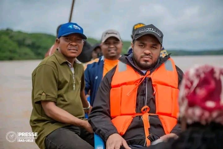 Bas-Uélé : à Ango, le gouverneur Mike-David Mokeni poursuit son itinérance