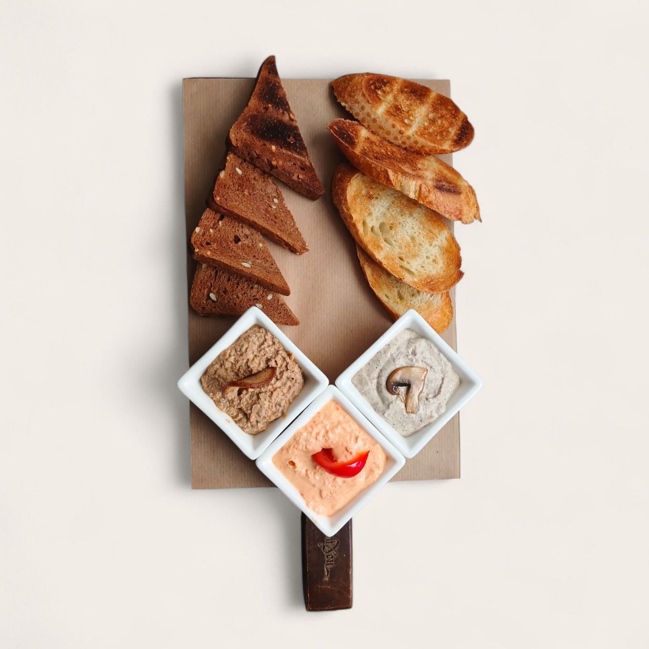 Асорті паштетів.                             150г/100г