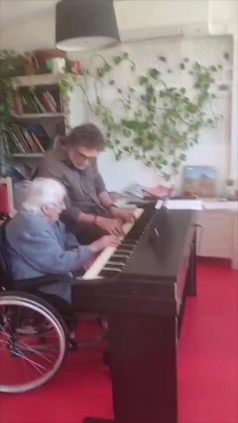 Bientôt centenaire ! Stimulation de la mémoire