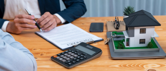 Noida Expressway Flats for Sale