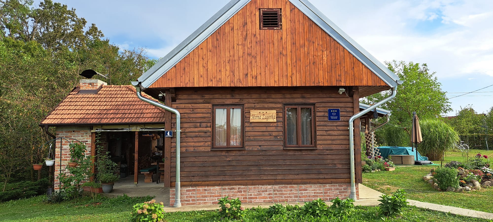 Welcome to Mirna Zagorka, a place with a permanent orchestra of birds!