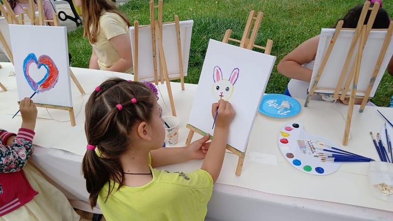 Ateliere creative pentru copii primăvară - vară