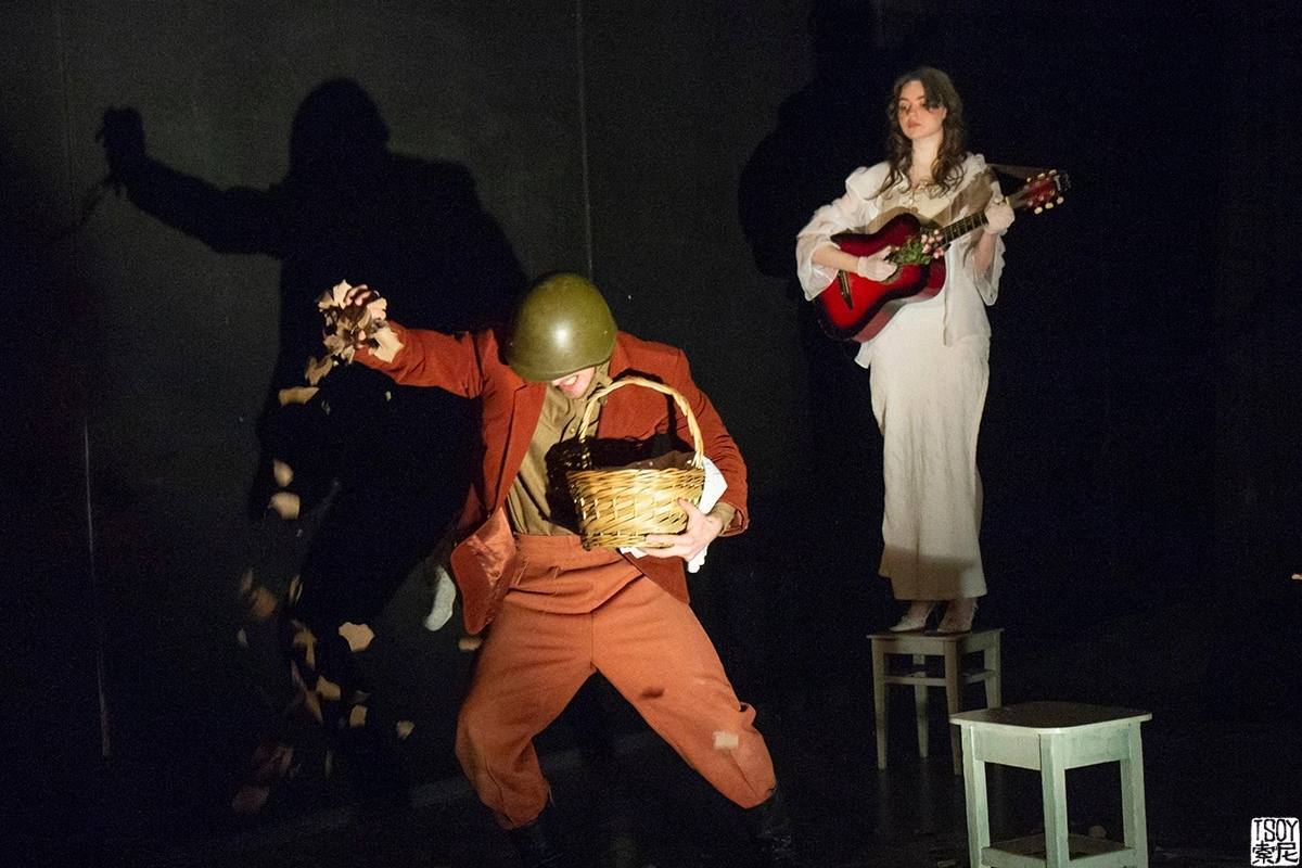 Лаборатория «Без антракта» (Саратов). Эскиз «О мёртвой царевне»