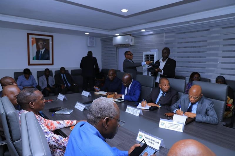 Grève : Le gouvernement et les Enseignants accordent leurs violons