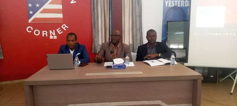 Journée scientifique : Les problèmes de gestion des territoires ont été débattus à l'Uao