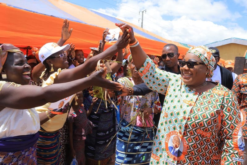 Campagne présidentielle dans le Cavally : Anne Ouloto à l’assaut du pays profond