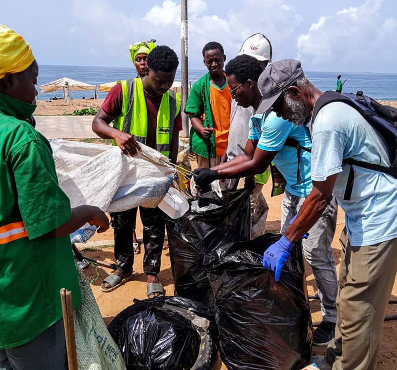 Protection de l'environnement : Des bénévoles ont procédé au ramassage de déchets plastiques