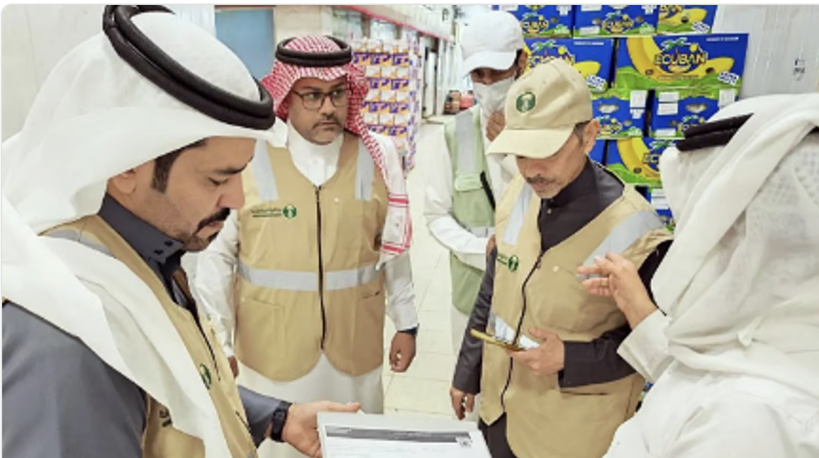 حملات رقابية مكثفة لضمان جودة المنتجات بالمدينة المنورة