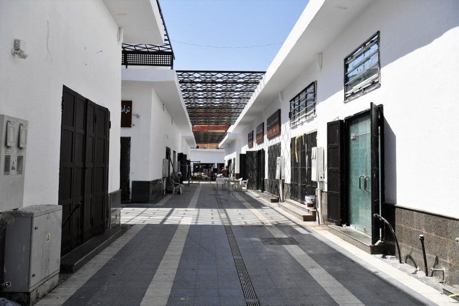 سوق الطباخة في المدينة المنورة.. عبق التراث ونبض الحياة الشعبية قرب المسجد النبوي