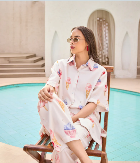 Featured collection​ Dress up to sleep like a Dream