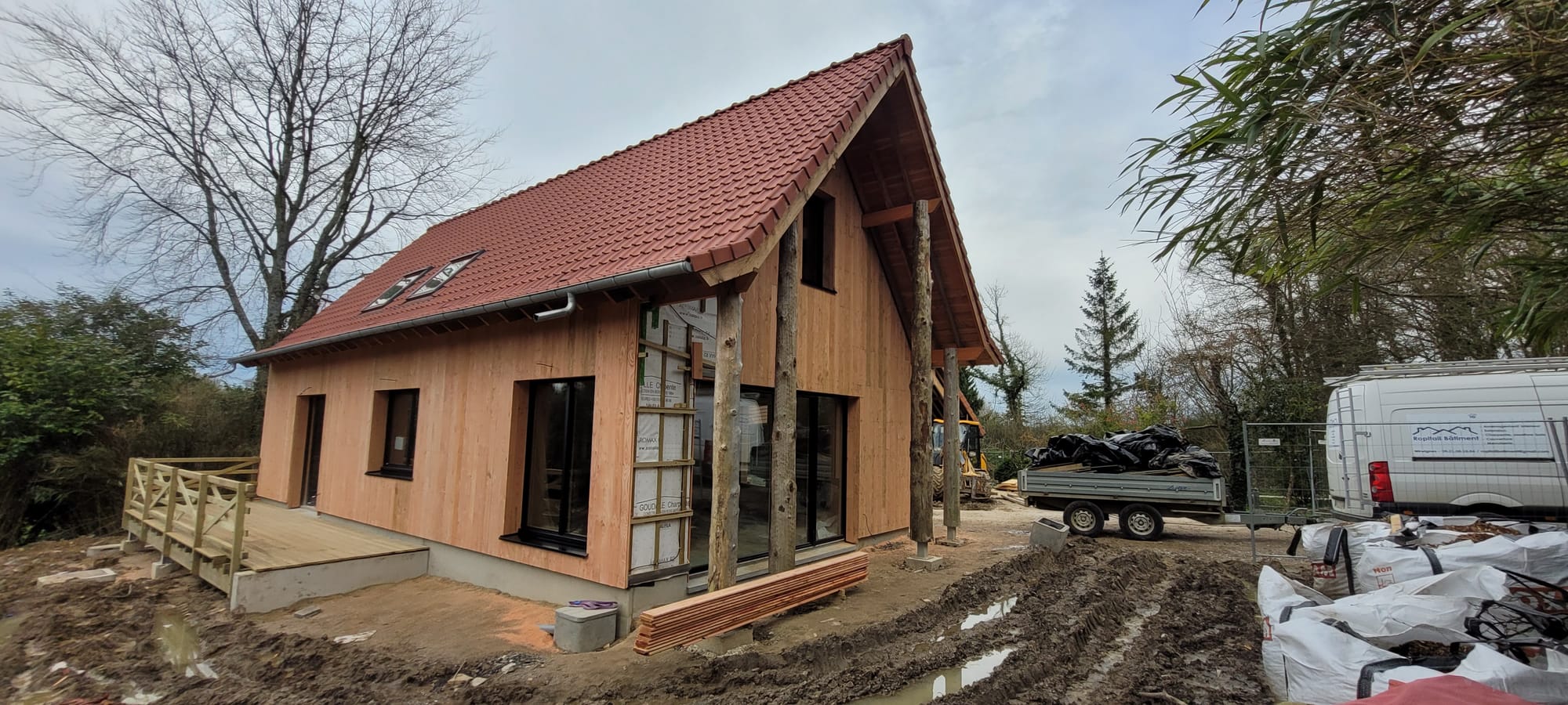 bardage verticale brut de sciage