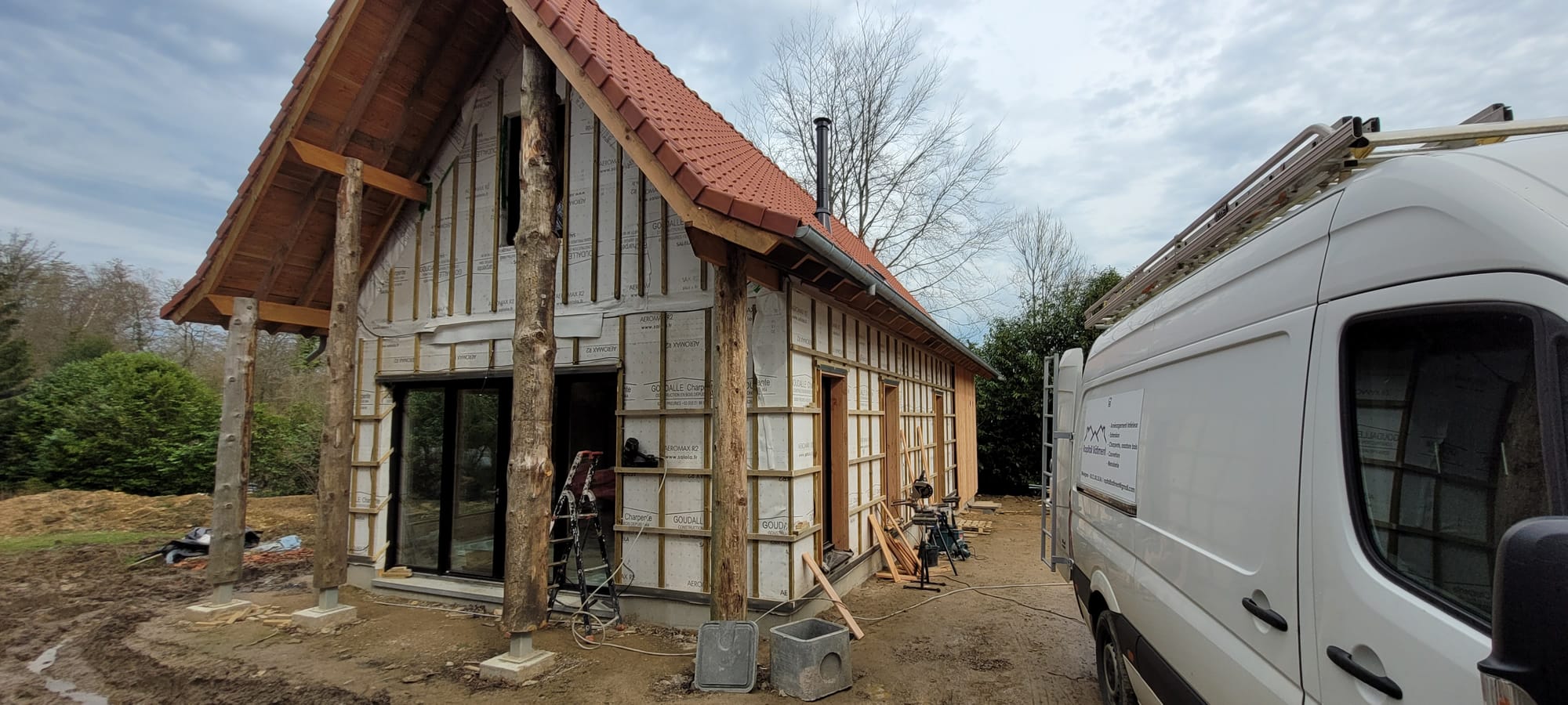 bardage verticale brut de sciage